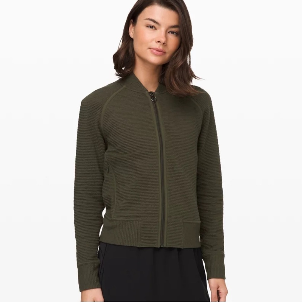 Lululemon On Repeat Bomber